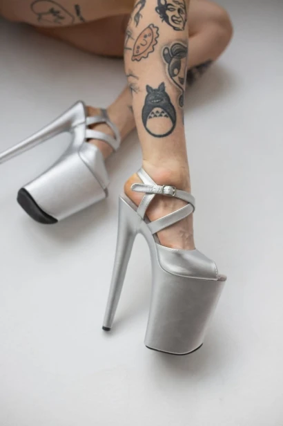 glamor-01-srebrny-mat-sandalki-01.jpg