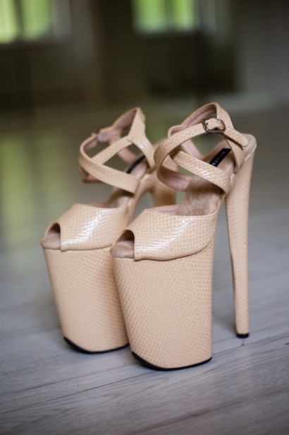glamor-02-bezowy-sandalki-04.jpg