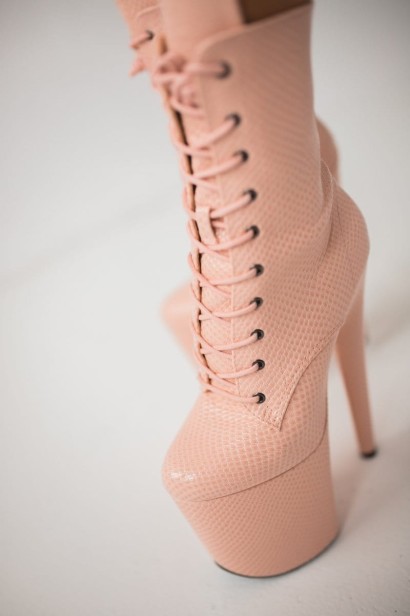 jailee-18-baby-pink-zamkniete-botki-buty-03.jpg