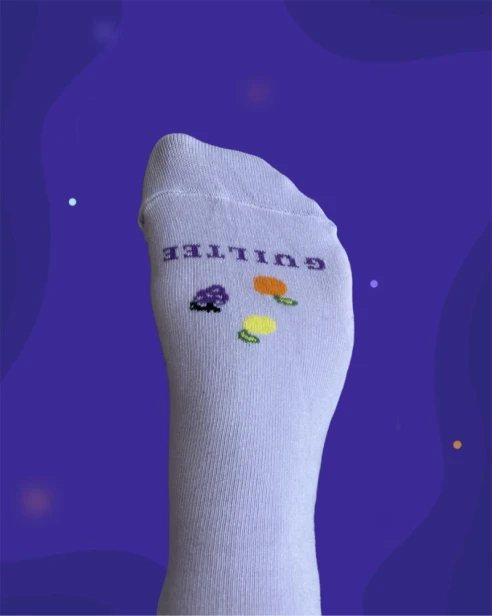 socks-skarpetki-tancerka-egzotyczna-guiltee-02.webp