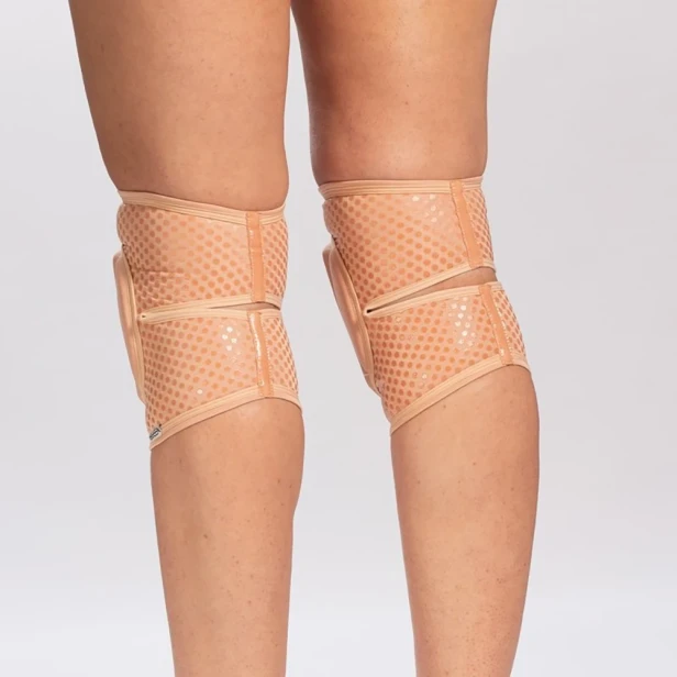 knee-pads-nakolanniki-nude-latte-grippy-queen-05.webp