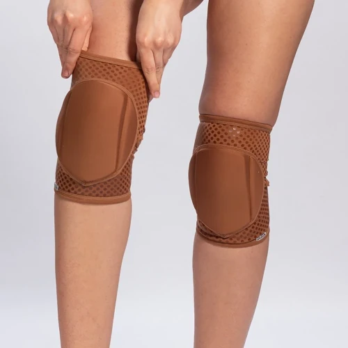 knee-pads-nakolanniki-mocha-grip-queen-03.webp